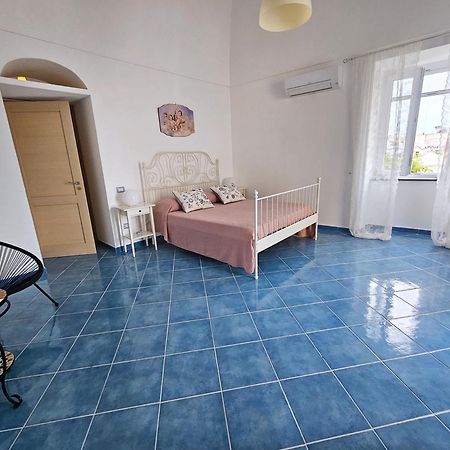 Maridea - Marlin Apartman Ponza Kültér fotó