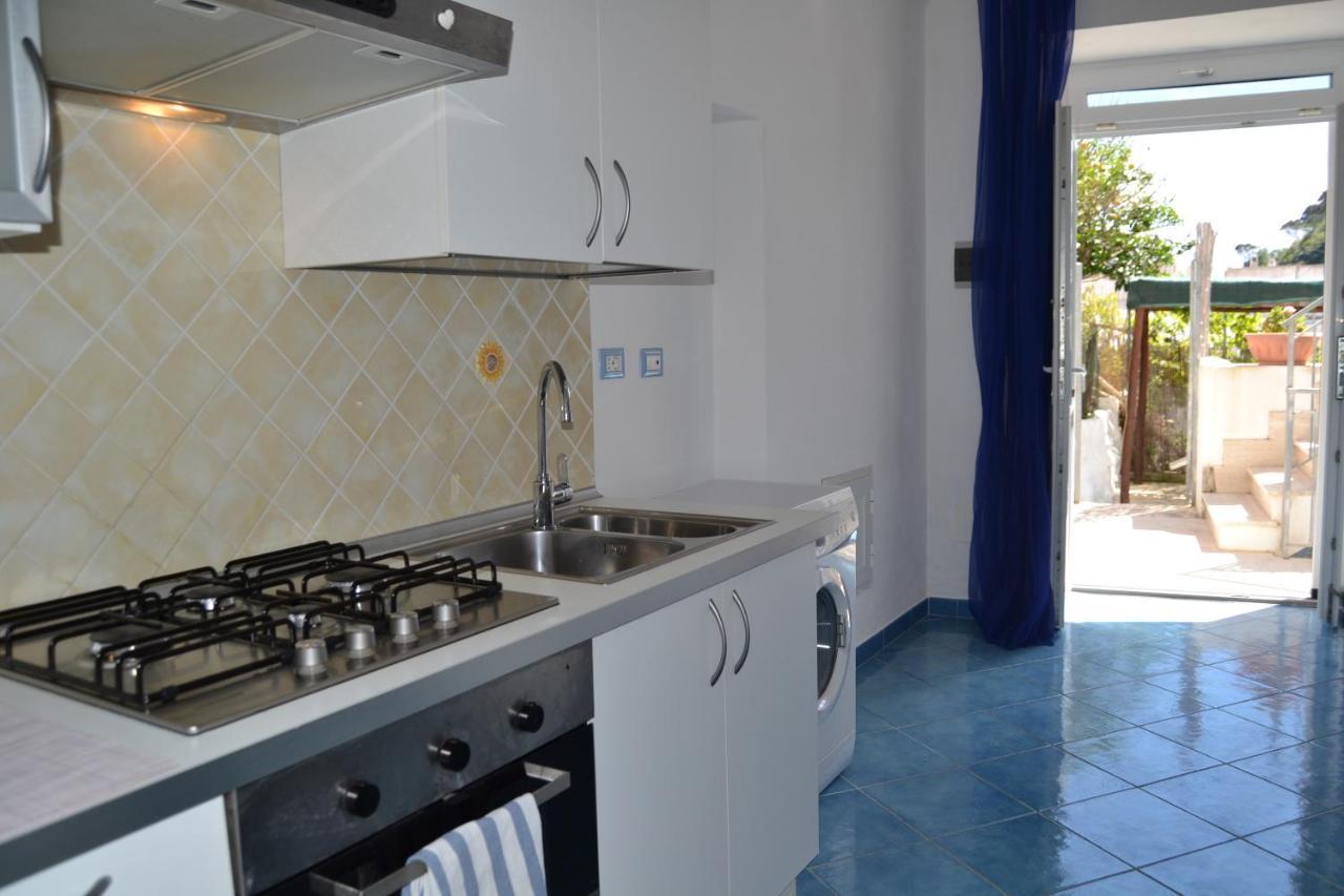 Maridea - Marlin Apartman Ponza Kültér fotó