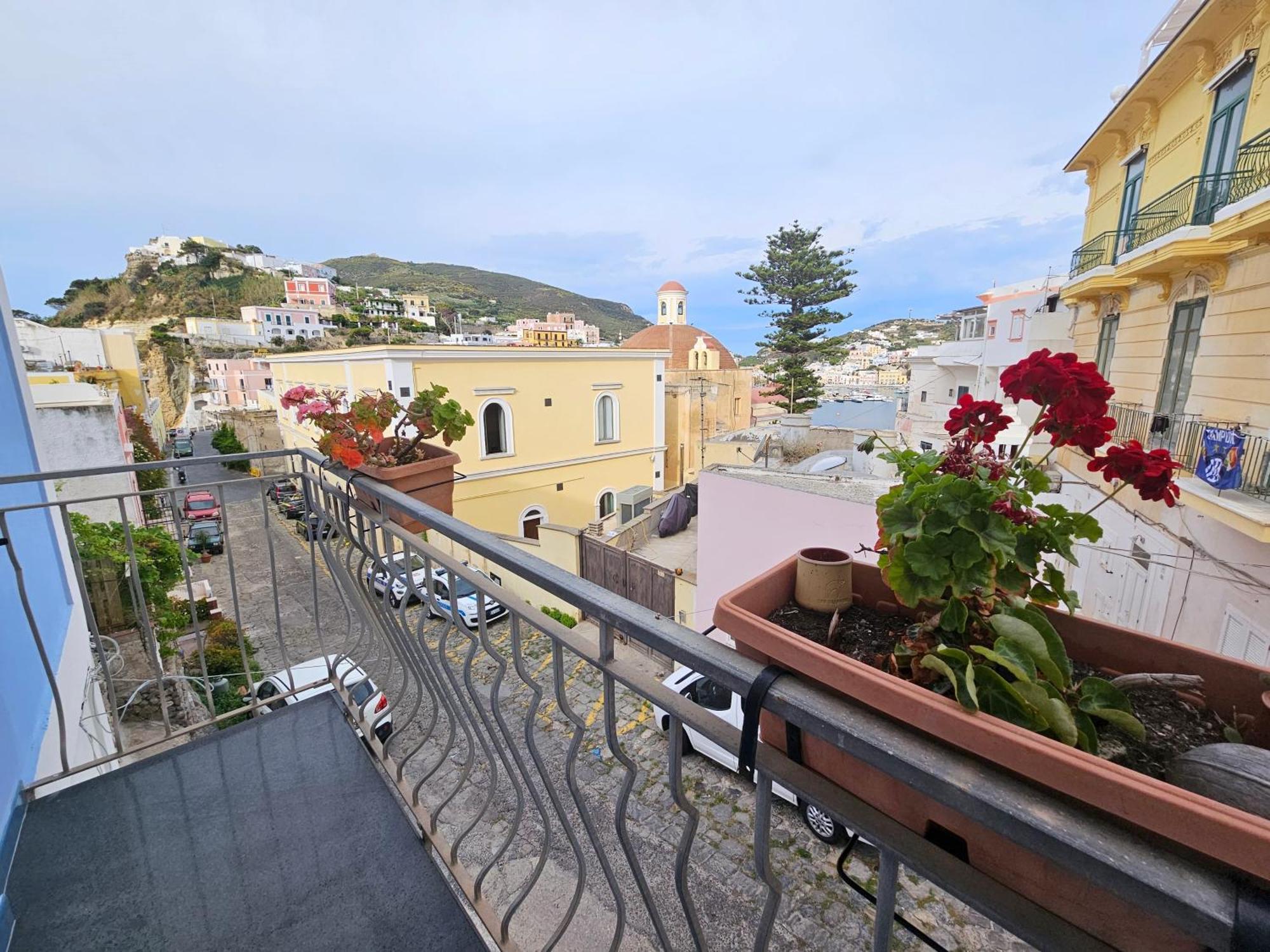 Maridea - Marlin Apartman Ponza Kültér fotó